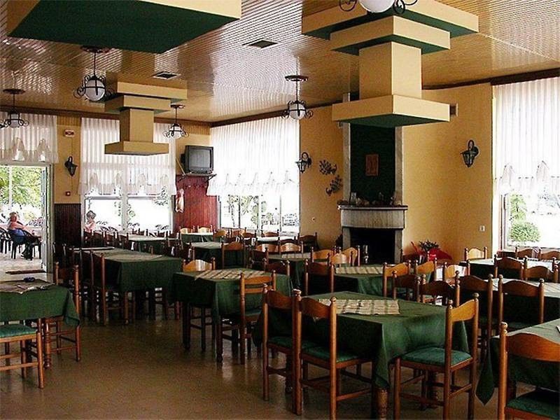 里托楚伦 Nafsika酒店 餐厅 照片